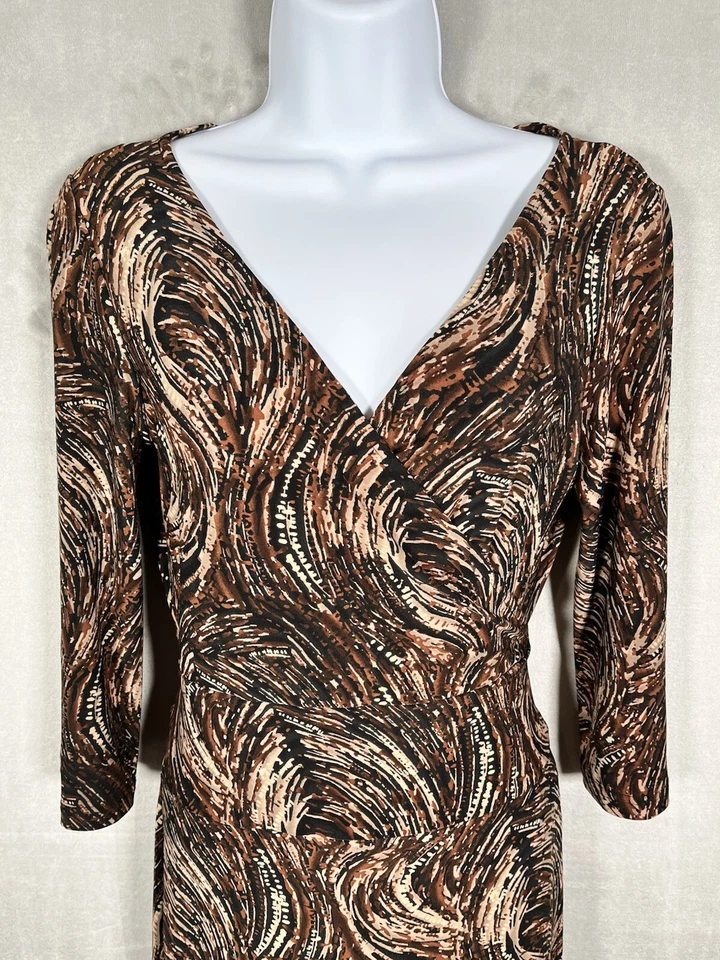 Black Label by Evan Piccone Women’s Paisley Wrap Dress with 3/4 sleeves size 6 - Image 2 of 4