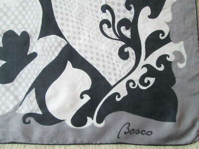 Foulard Soie Vintage 76x77 Cm - Motif Ocre Sur Fond Ivoire, Occasion Bon état
