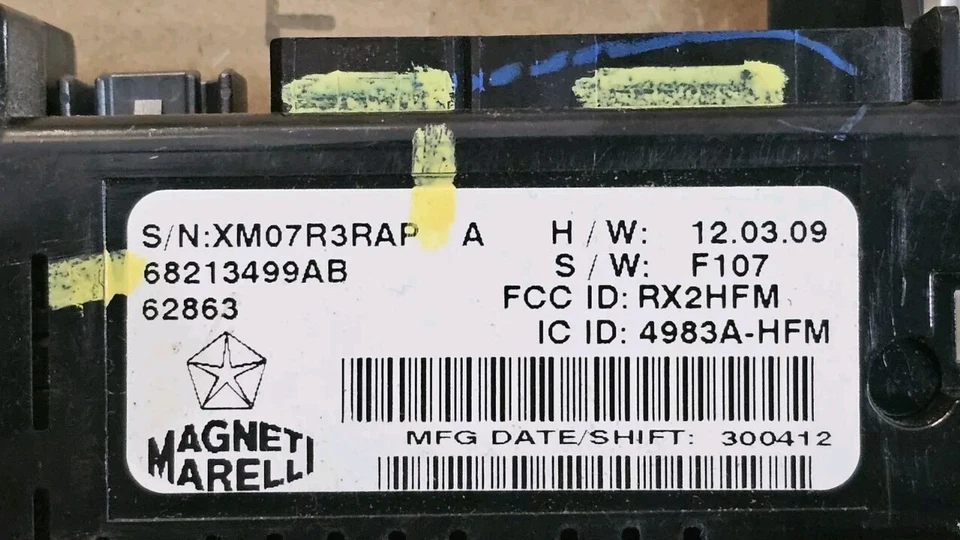 Dodge Dart 2013-2016 módulo de comunicación telemático Bluetooth OEM 68213499AB  Foto 3 de 4