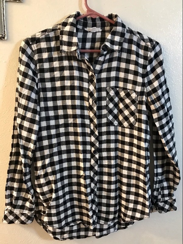 Beach lunch lounge long sleeve Sz S Casual Womens Button Down Plaid Shirt Light