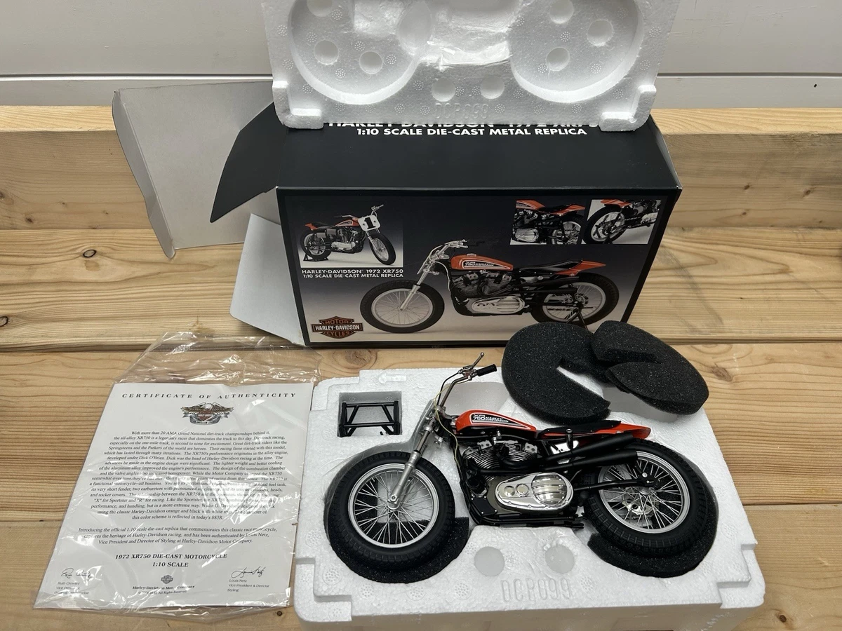 Harley-Davidson Harley-Davidson 1:10 Scale Diecast & Toy Vehicles