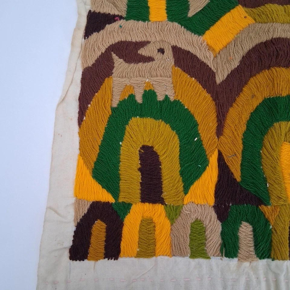 VTG Handmade Embroidery PAYA Guatemala Mayan Folk Art  Pillow Cover NO BACKING - Image 3 of 4