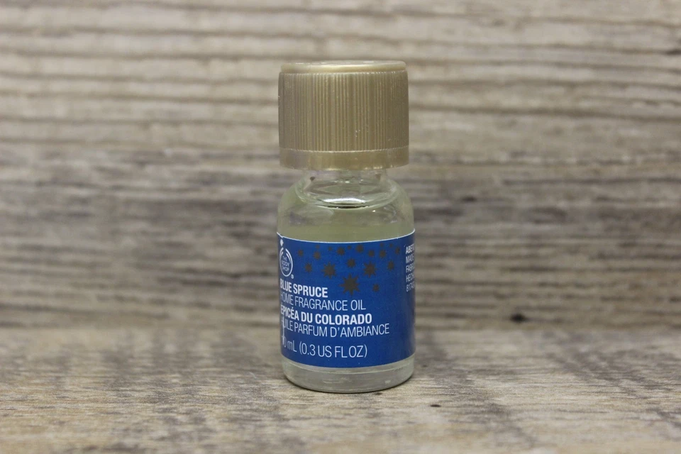 Aceite de fragancia para el hogar The Body Shop Blue Spruce 10 ml / 0,3 fl. oz Foto 2 de 4