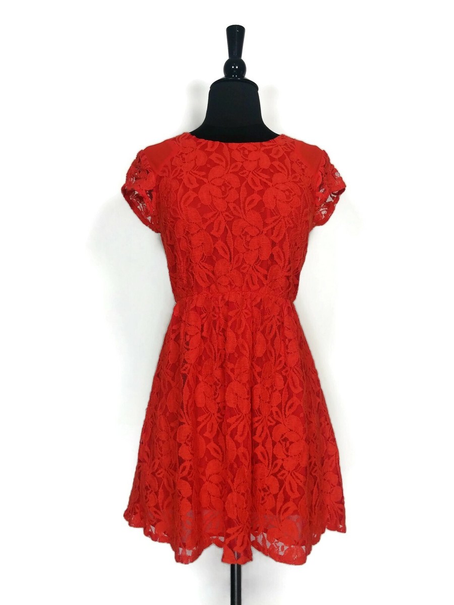yellow lace high neck dress Zalie | Yellow Lace High-Neck Belted Midi Dress main image 1
