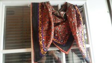 VINTAGE ELAINE GOLD PAISLEY SCARF--30 BY 30"