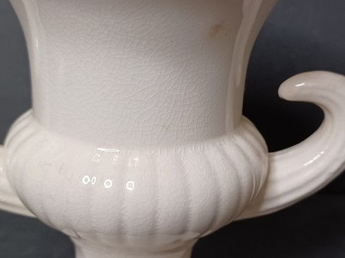 Vintage KERAMIK Vase Sockel creme doppelte Schnörkelgriffe - Bild 13 von 21