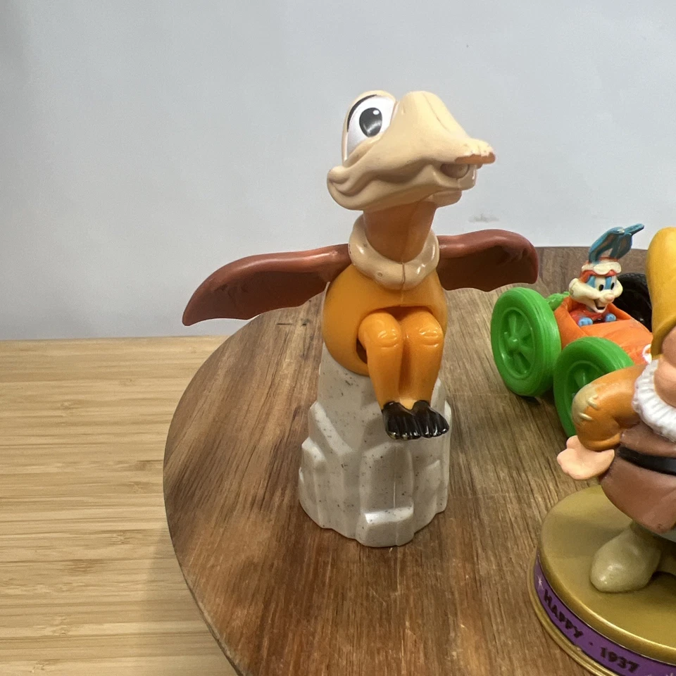 Lote de 6 juguetes de comida rápida vintage - Toy Story, Roger Rabbit, ET, BK, McDonald’s Foto 2 de 4