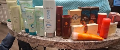 VINTAGE AVON 19-PC BUNDLE - Pink Suede, Exotic Beaches, Solutions - NEW NOS RARE