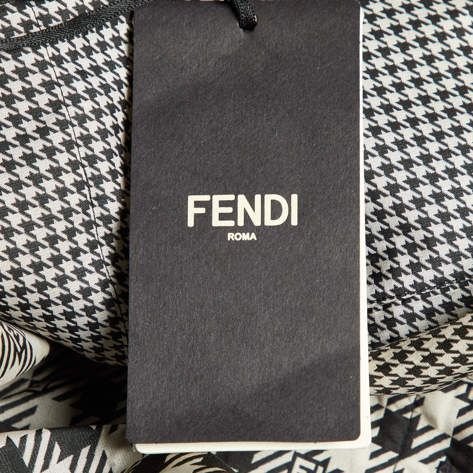 Fendi BlackWhite Houndstooth Patterned Reversible… - image 8