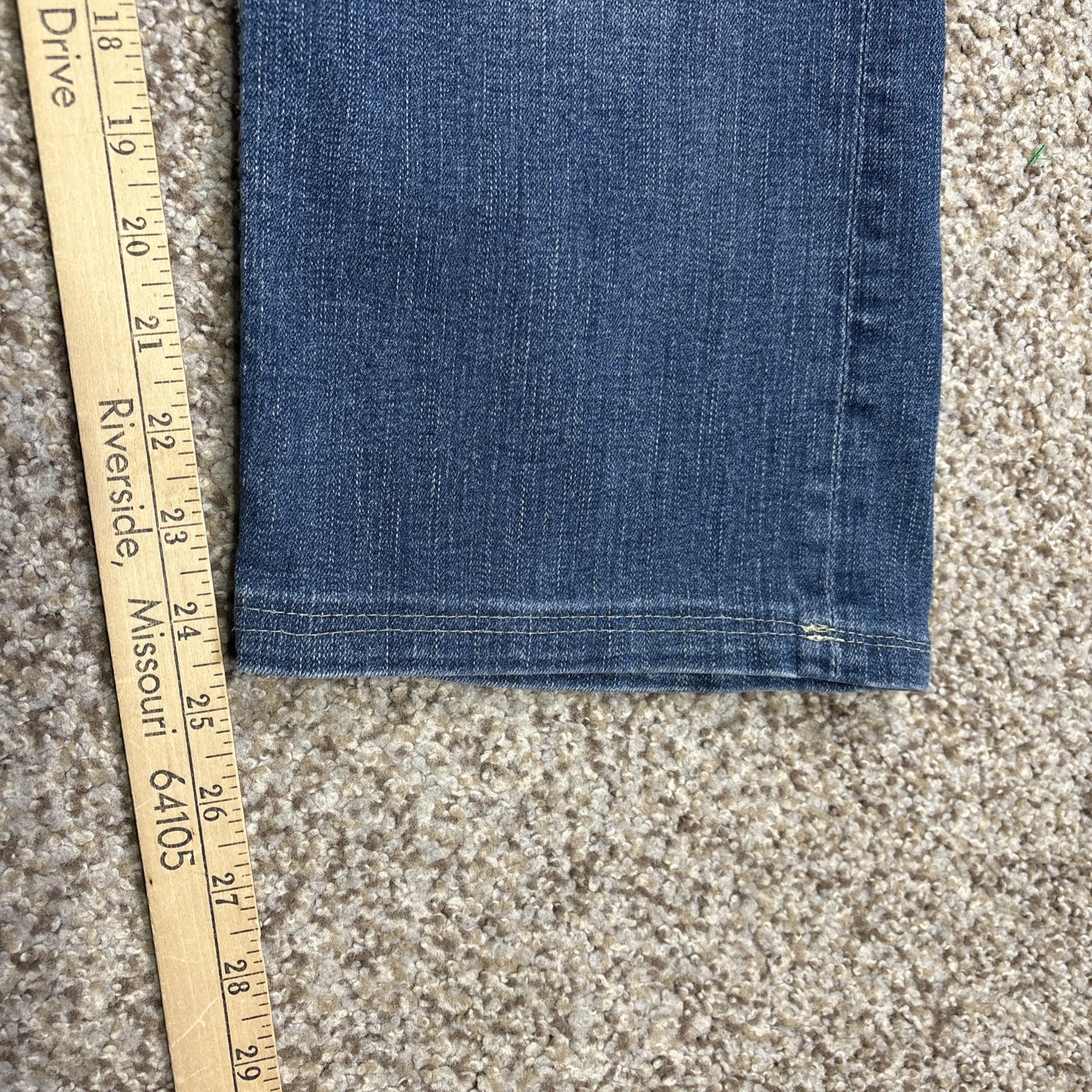 BKE Tyler Denim Jeans Mens 36x30 Fits 37 X 24.5 - View 10