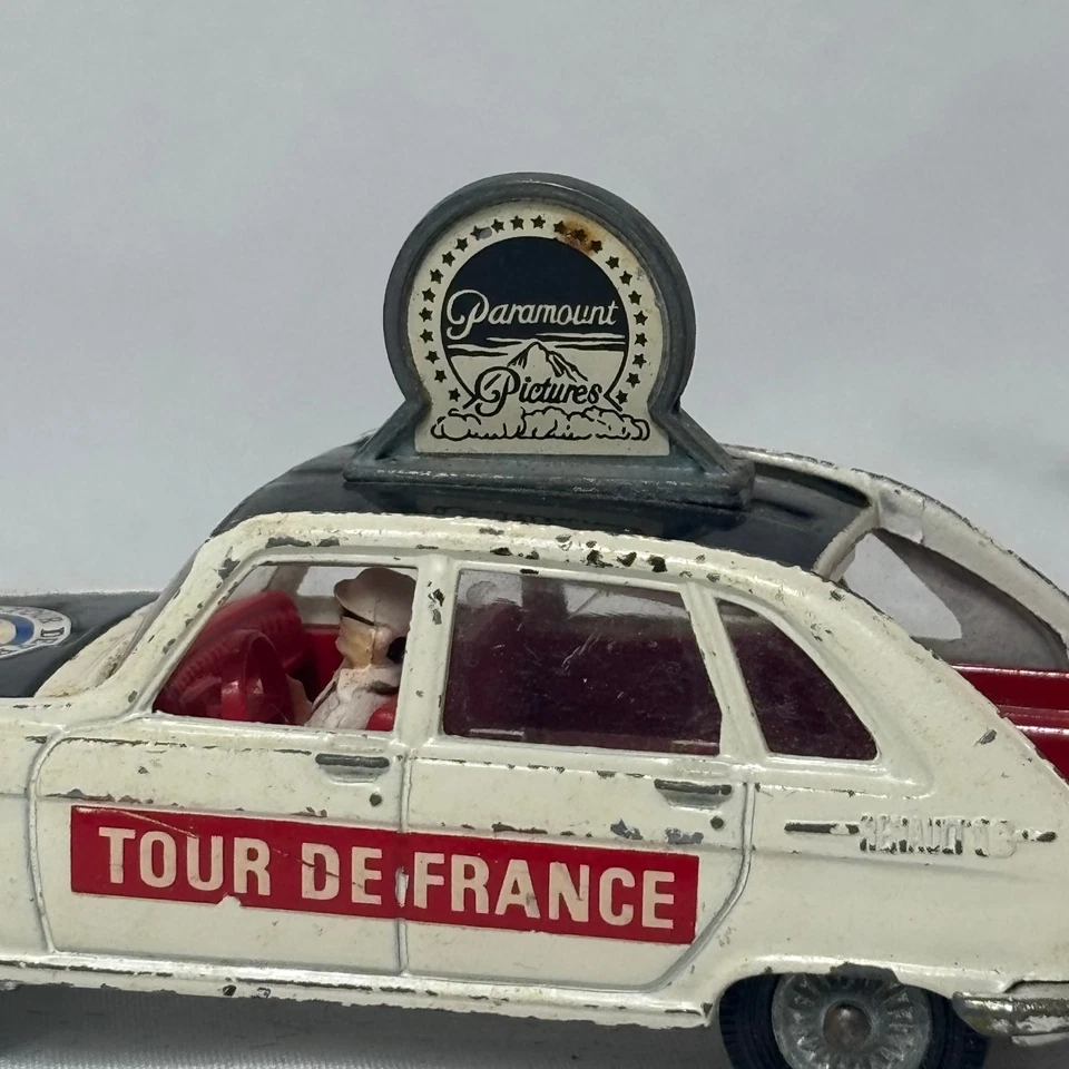 Vtg Corgi Toys Tour De France Renault 16 TV Crew Car Diecast Vehicle Paramount - Image 2 of 4
