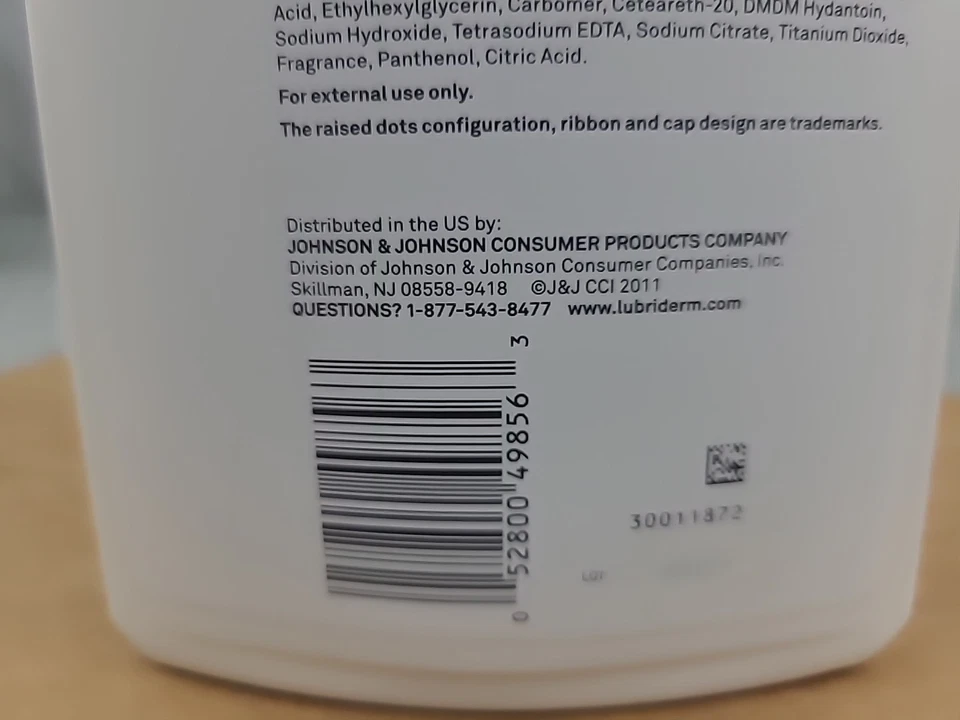 1x Lubriderm Daily Moisture Body Lotion with Shea + Enriching Cocoa Butter 16 oz - Image 3 of 4