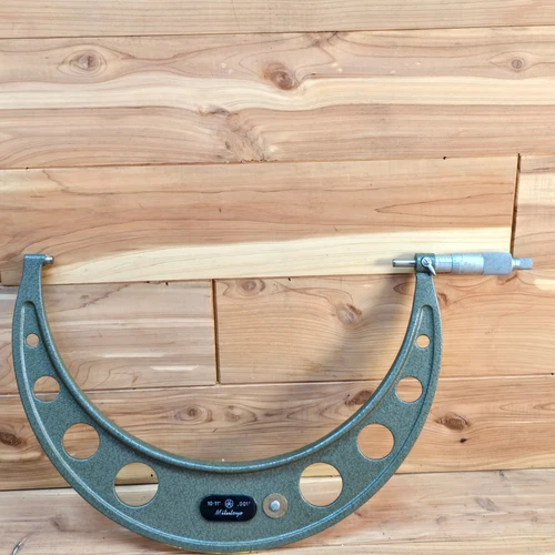 Mitutoyo 10" - 11" / .001" Micrometer No. 103-187a