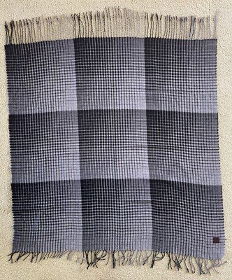 ROOTS Canada Square Grey Pattern Scarf With Fringe 36 Inches Square Unisex