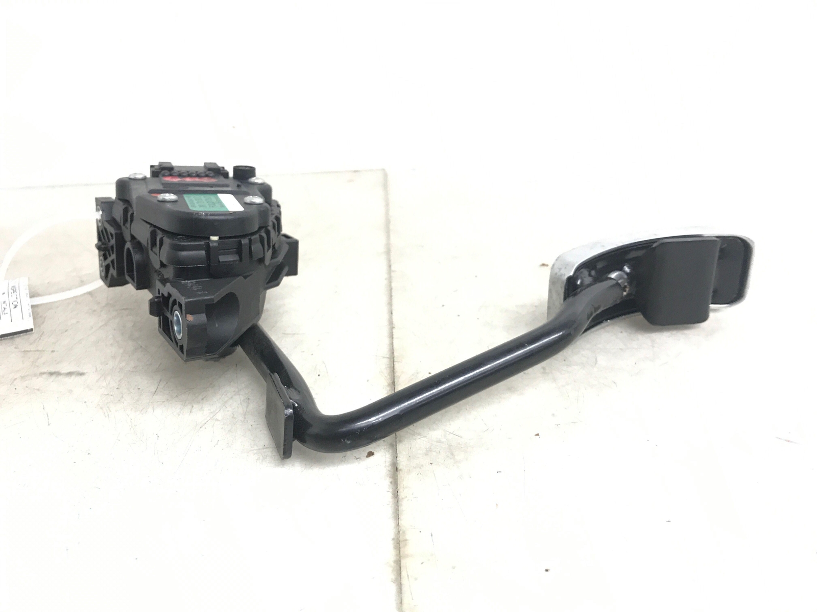 2013 - 2019 BENTLEY FLYING SPUR GAS PEDAL W /ELECTRONIC MODULE 3W1721503C