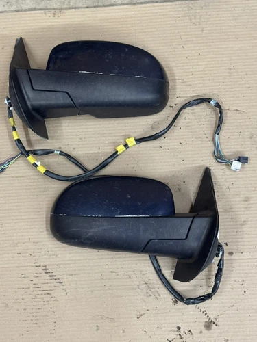 Oem genuine 07-13 GM/GMC DRIVER/PASSENGER VIEW POWER DOOR MIRRORS USED