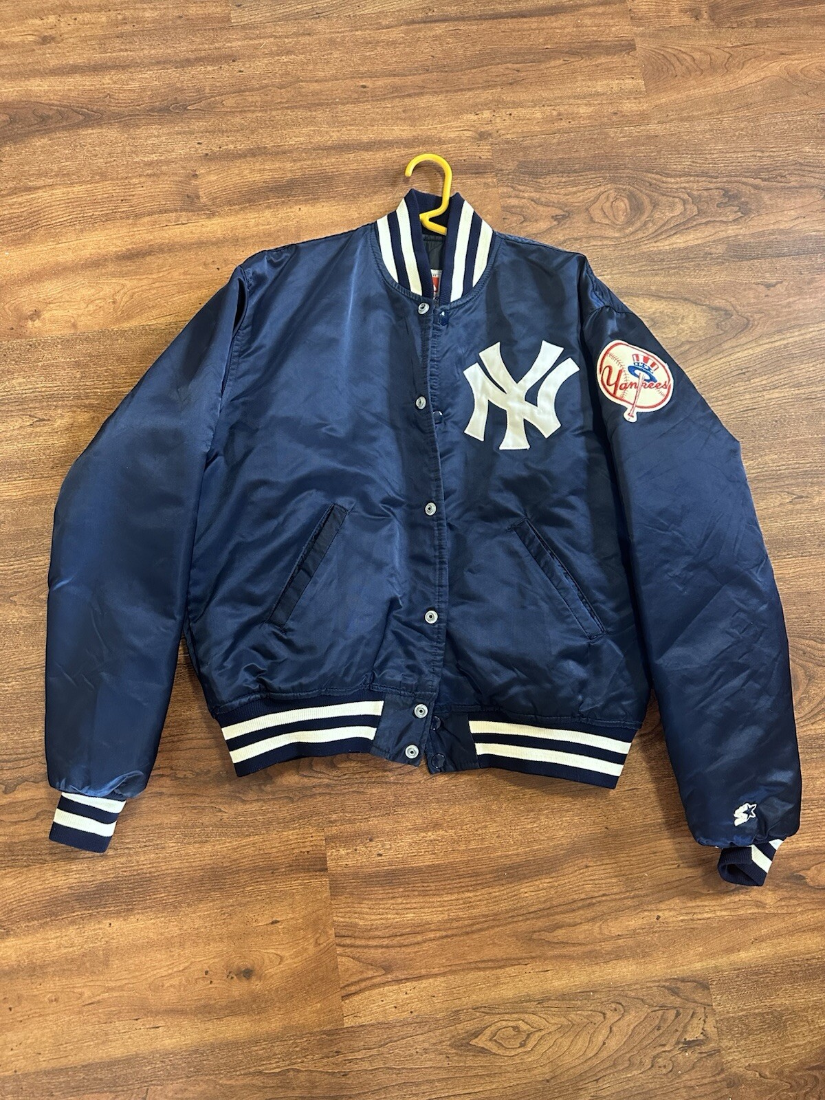 Vintage Starter New York Yankees Jacket Satin Bomber Size Large