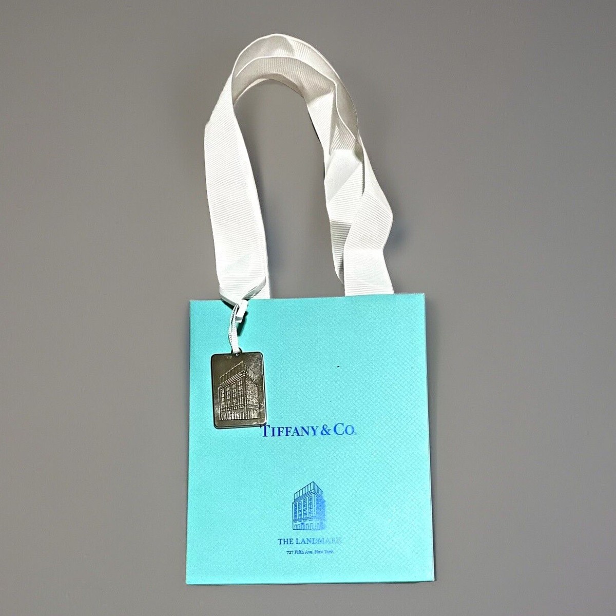Tiffany & Co Fifth Ave Landmark Flagship VIP Gift Bag Charm