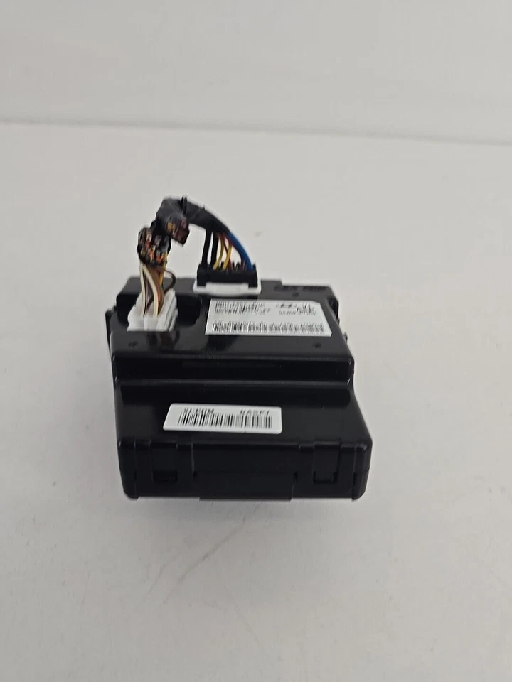 Módulo de distribución de energía Hyundai Equus 95460-3N100 2011-2013 Foto 2 de 4