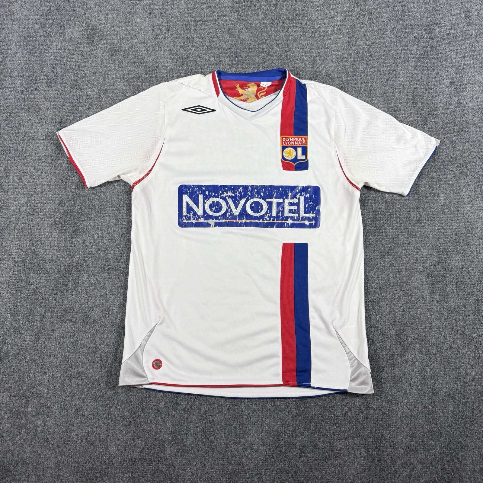Vintage 07/08 Olympique Lyonnais Umbro Soccer Jersey Mens Size Medium White
