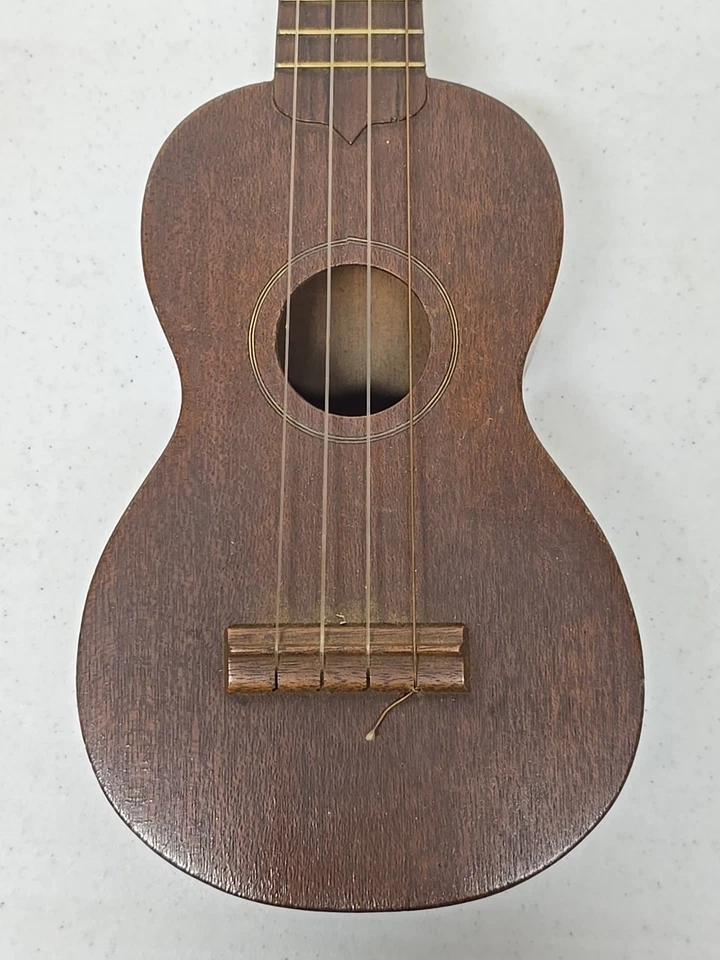 VINTAGE 1950s Gretsch Mahogany Ukulele - Image 2 of 4