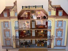 Bodo Hennig Villa Jugendstil Puppenhaus Puppenstube Aufzug Dachterrasse Lampen