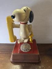 1976 Snoopy and Woodstock Phone, Head Turning Rotary Dial, Vintage