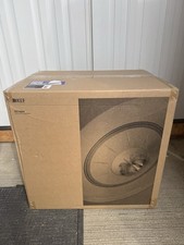 KEF R3 Meta Speakers (Black) with matching KEF S3 Floor Stands