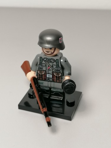 WW2 German Soldier minifigure