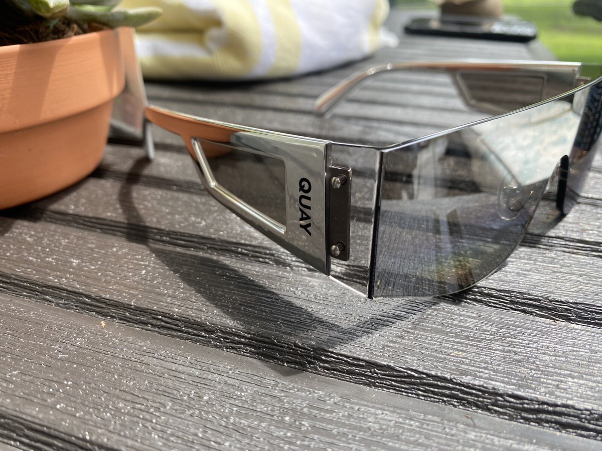Quay Australia Sunglasses Mirror Chrome Silver Shield  display picture 1