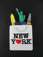 New York Magnet Freiheitsstatue Liberty Statue 3 D Poly Wolkenkratzer Chrysler