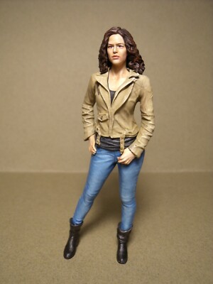 Figurine 1/18 Fille IVY Non Peinte – Résine, Pour MiniChamps, Autoart, Solido