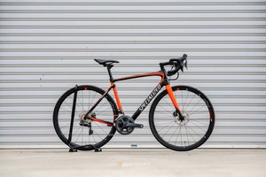 specialized roubaix expert disc