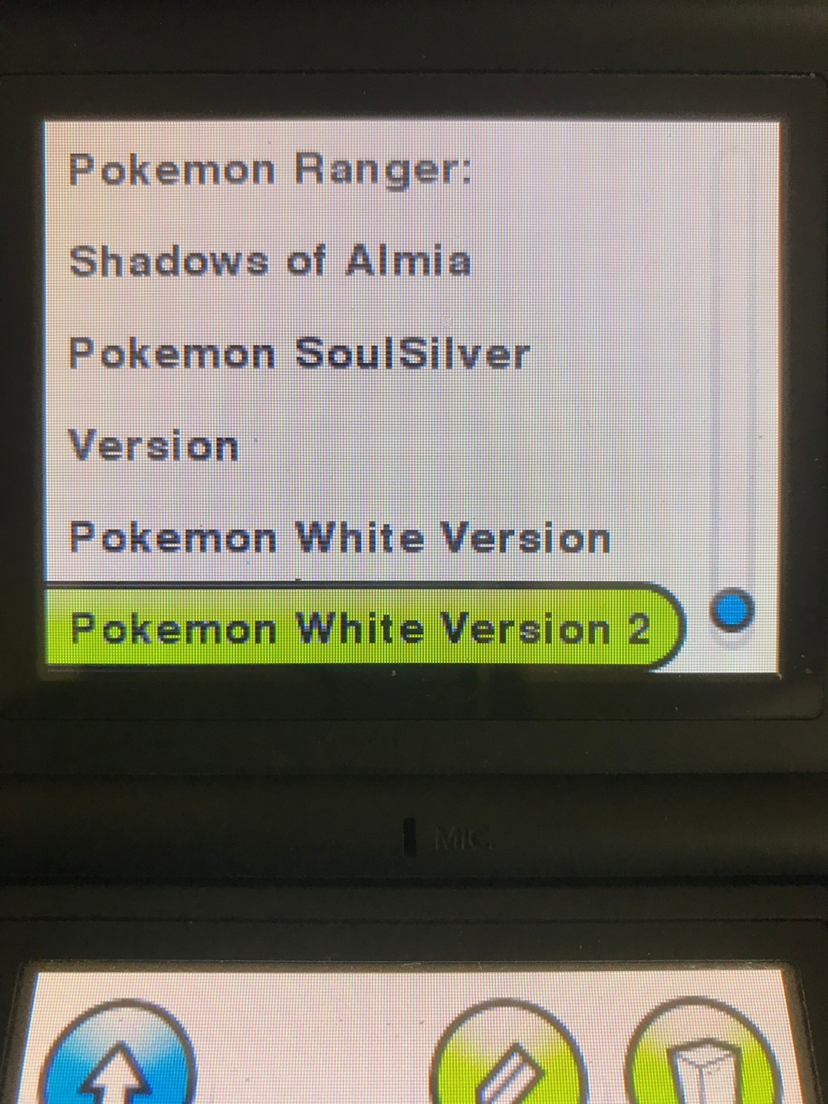 Action Replay Nintendo ds ALL POKEMON EUR/UKV GAMES (black 2 heartgold platinum)