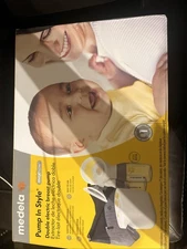 Medela Pump In Style with MaxFlow Double Electric Breast Pump Complete Set -new