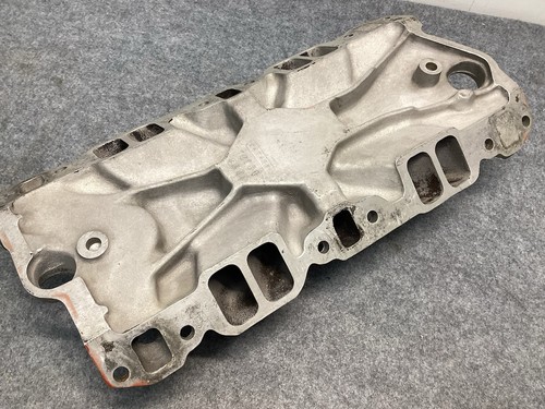 Holley Street Dominator Small Block Chevy 701R-1 300-1 Intake Manifold - Picture 14 of 16