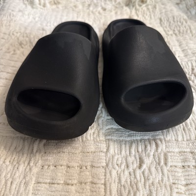 Adidas Yeezy Slide Size 9 Onyx Black Slip On Sandal Casual 