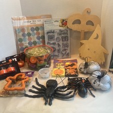 Lot Of 14 Miscellaneous Items For Halloween