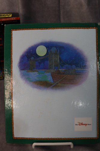WALT DISNEY'S PETER PAN ADAPTED FROM THE FILM BY TODD STRASSER Hardcover 1994 - Imagen 2 de 2