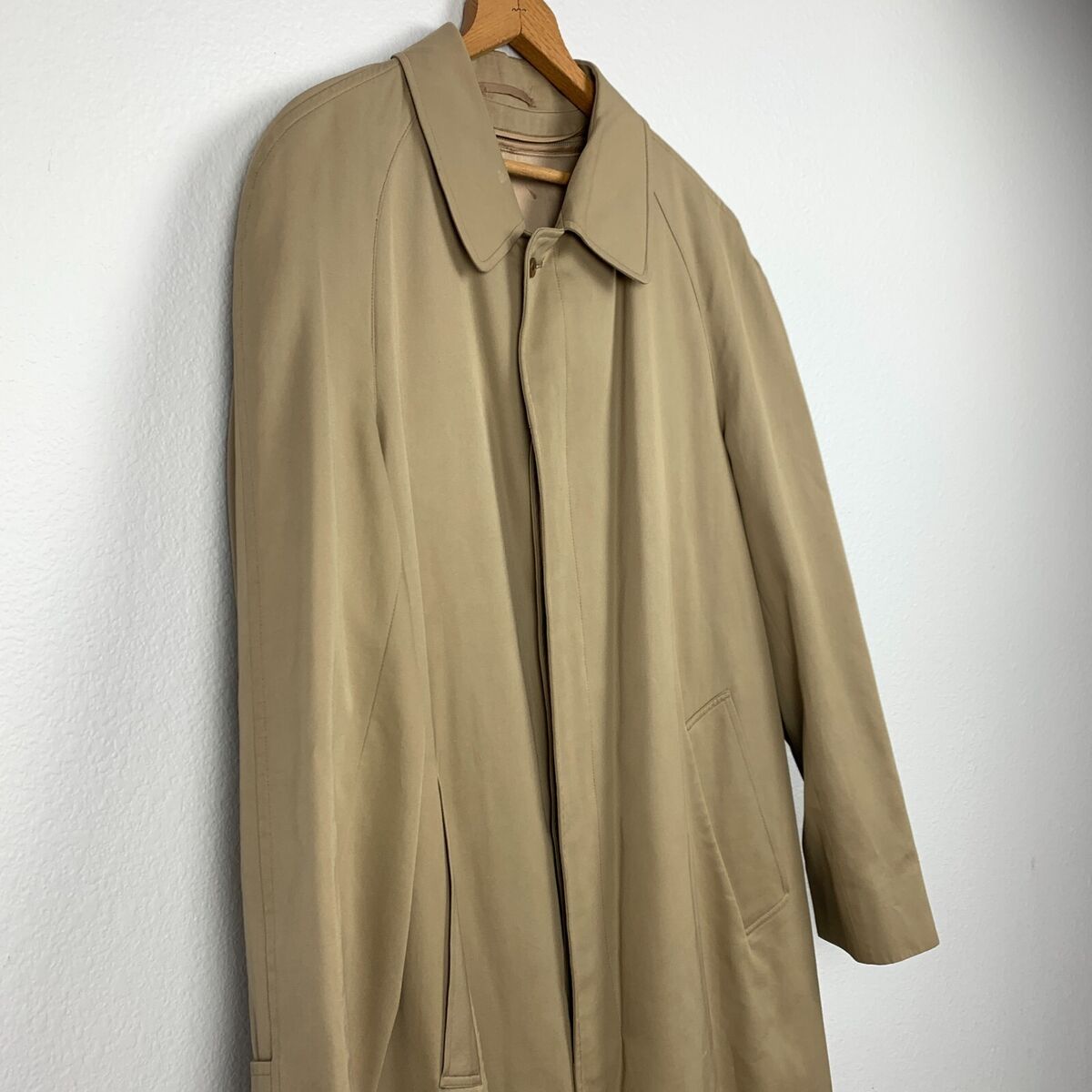 Vintage Aquascutum Regent St London Khaki Long Trench Coat Vintage Aquascutum Regent St London Khaki Long Trench Coat