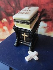 0010 BIBLE ON STAND TREASURE /TRINKET BOX  PERFECT FOR A FIRST COMMUNION