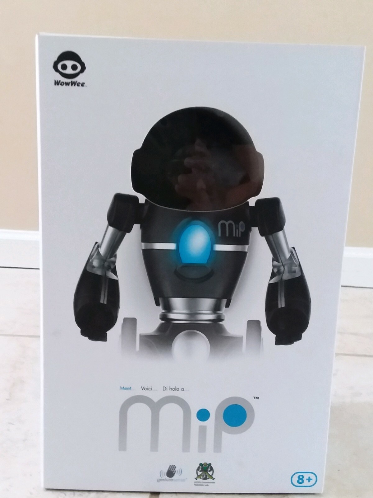 wowwee 825 mip robot
