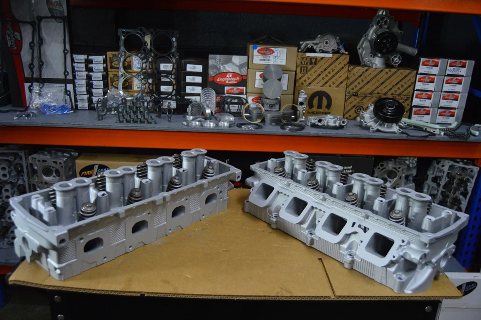 Chrysler Dodge y Jeep 2003-2008 5,7 L Hemi par de culatas izquierda y derecha (ambos) Foto 3 de 4