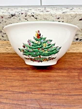 Lenox - Spode Christmas Tree Porcelain Nut Bowl - S 3324-U