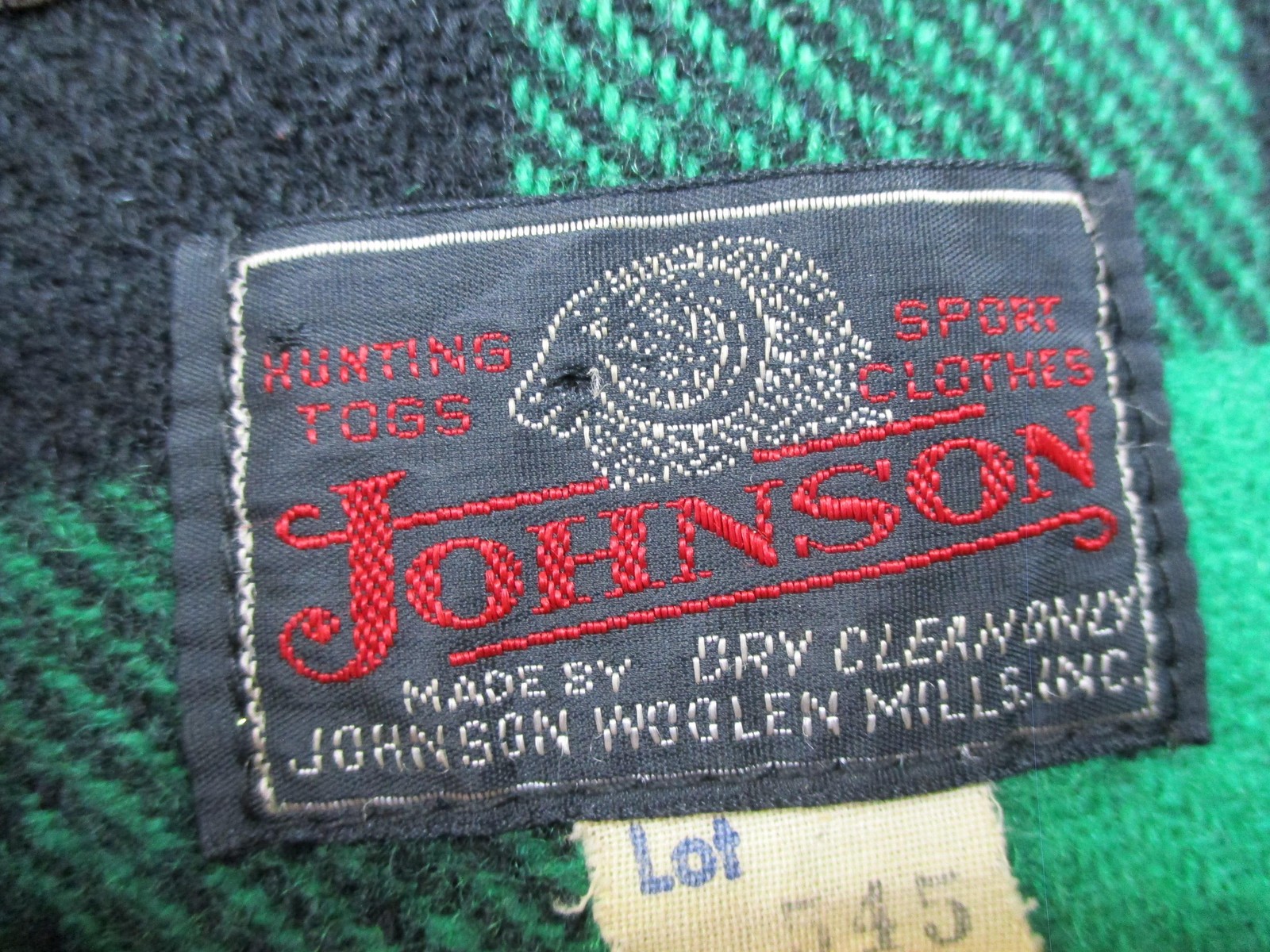Vintage Johnson Woollen Mills Flannel Shirt Mens Large Green Buffalo Plaid 80s