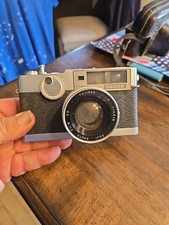 FUJICA V2 CAMEREA RANGEFINDER COOL LOOKING VINTAGE CAMEREA UNTESTED