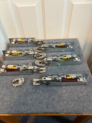 LOT OF 6 VARIOUS Salice Wind  Lift System  Spring Close Hinge FRAKFEPISN9 ?