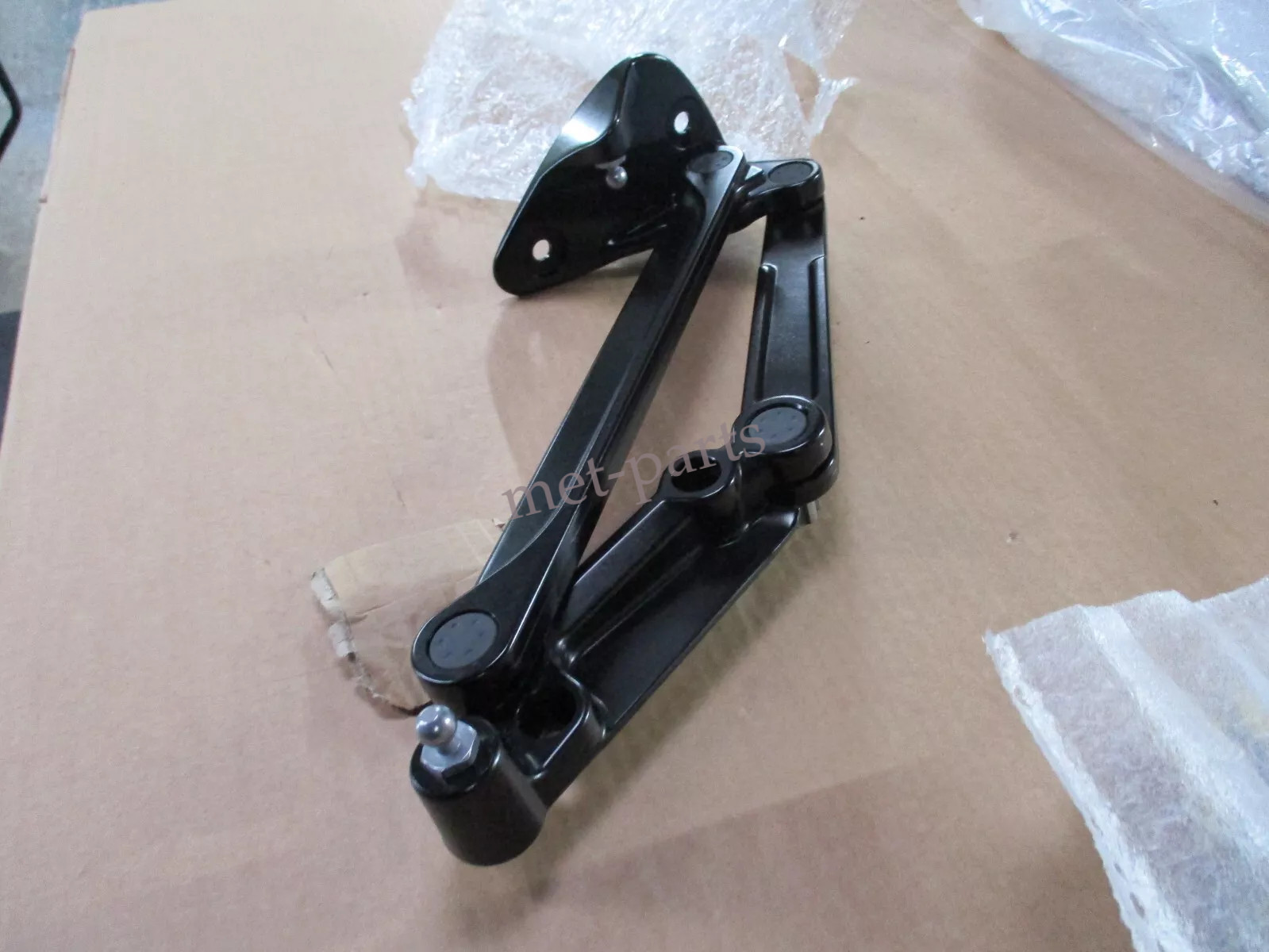 Bentley Continental Flying Spur 2006-2012 Hinge P/N 3W5827301