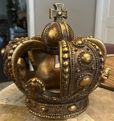 Assorted Antique Copper & Gold High Crown Sculpture Table Top Royal Room Decor