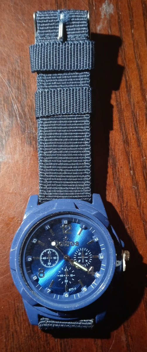 Dobro Watch Faux Leather Band Blue 

Lightly worn,
No battery 18mm 20mm 22mm Quick Release Tapered Saffiano Leather Watch  main image 4